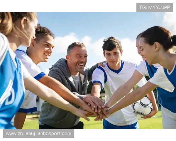 足球运动员通过实时生理监测是否能优化比赛表现与恢复计划 足球运动员通过实时生理监测是否能优化比赛表现与恢复计划